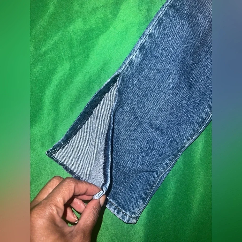 Hudson Jeans Women's Light Blue Holly Straight Leg Jeans size 26